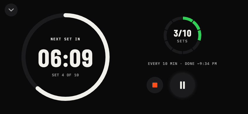 Fullscreen timer in landscape: the countdown ring on the left, the sets ring, projected finish time and controls on the right
